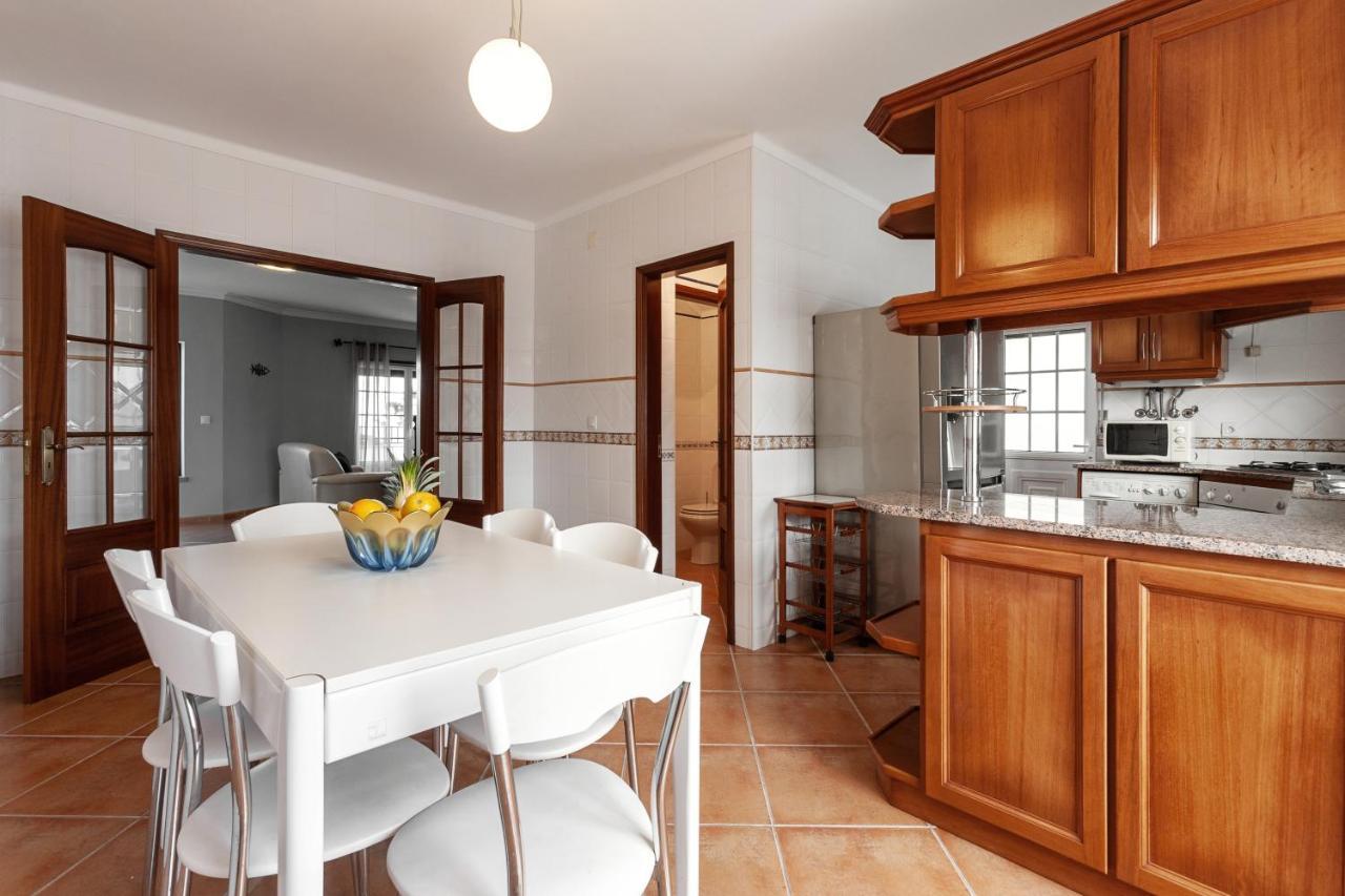 Ocean Breeze Villa Atouguia Da Baleia Eksteriør billede