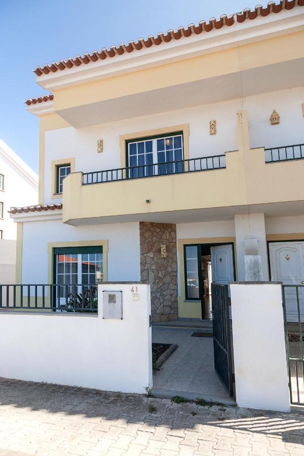 Ocean Breeze Villa Atouguia Da Baleia Eksteriør billede